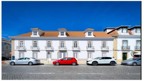 Apartamento T3 duplex à venda em Edifício Pombalino