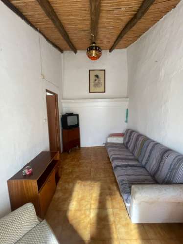 MORADIA COM QUINTAL E TERRAÇO PARA ARRENDAMENTO ANUAL - MONTINHO DA VARZEA - ALCOUTIM - ALGARVE