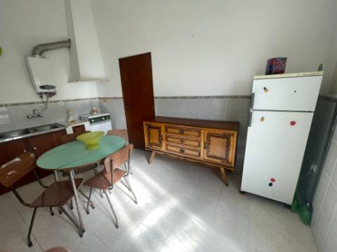 MORADIA COM QUINTAL E TERRAÇO PARA ARRENDAMENTO ANUAL - MONTINHO DA VARZEA - ALCOUTIM - ALGARVE