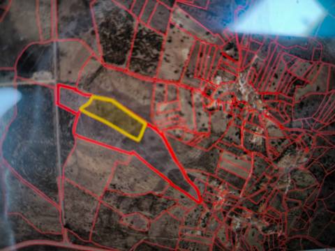 TERRENO COM 7640 M2 JUNTO A ENTRADA DA ALDEIA DE CORTES PEREIRA - ALCOUTIM - ALGARVE