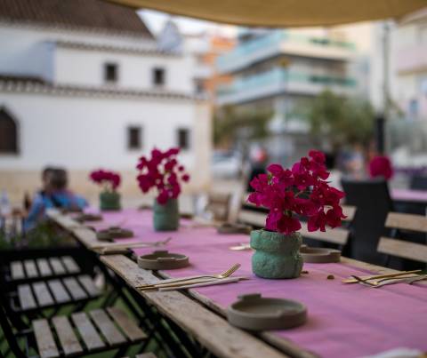 Espaço Comercial Exclusivo em Monte Gordo - Glamour e Sofisticação junto à Igreja Central