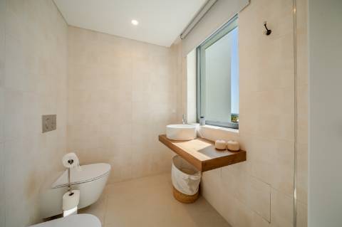 Vila deslumbrante, com 5 quartos em suíte, ampla piscina e vistas incríveis para o campo de golfe com a assinatura de Jack Nicklaus