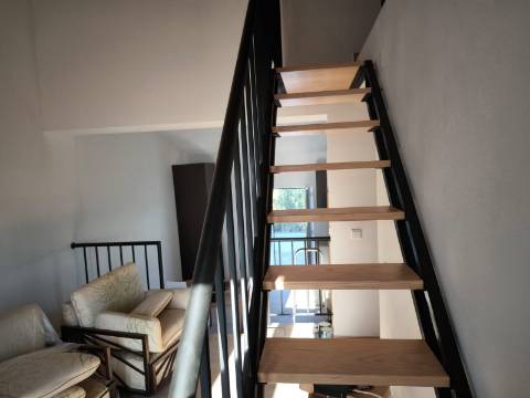 MORADIA COM DOIS QUARTOS - NOVA A ESTREAR - DUAS CASAS DE BANHO - ARRENDAMENTO ANUAL - ALCARIAS GRANDES - CASTRO MARIM - ALGARVE