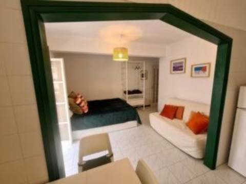 Estúdio para arrendamento temporário de Outubro a Maio