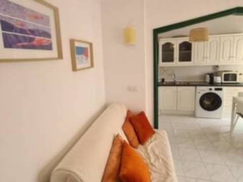 Estúdio para arrendamento temporário de Outubro a Maio