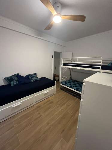 Apartamento T2 com 2 WCs , Varanda. TV e Internet. Centro de Monte Gordo
