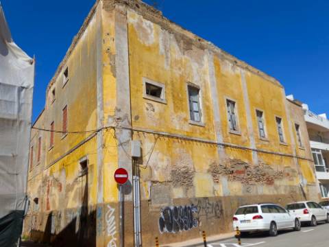 Terreno para construção de prédio - área de reabilitação urbana - Baixa de Olhão - zona Ribeirinha