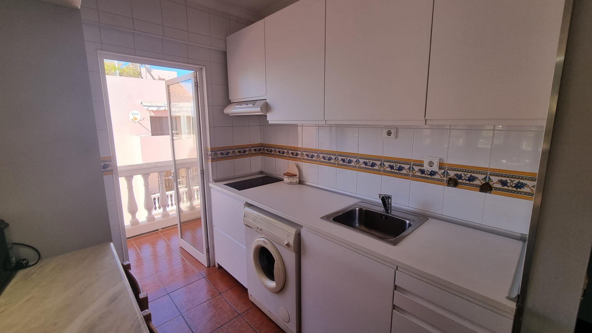 T2 com 2 WC's e Terraço a 200m da Praia de Monte Gordo