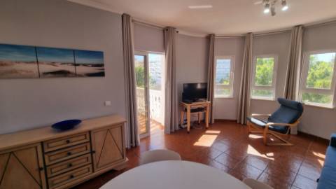 T2 com 2 WC's e Terraço a 200m da Praia de Monte Gordo