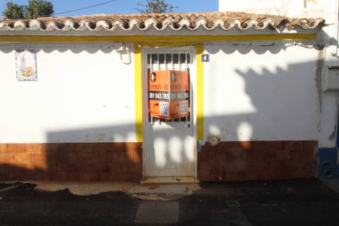 Moradia para Remodelar em Altura - Castro Marim