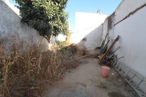 Moradia para Remodelar em Altura - Castro Marim