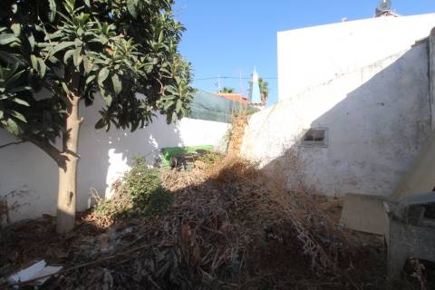 Moradia para Remodelar em Altura - Castro Marim