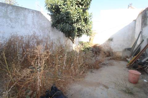 Moradia para Remodelar em Altura - Castro Marim