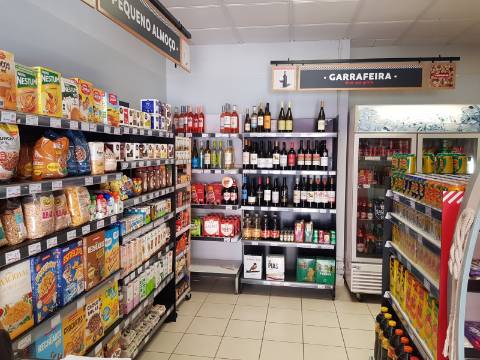 Trespasse de Supermercado e Take-Away - Rentabilidade Imediata!
Oportunidade única para investir num negócio já em funcionamento e com elevado potencial de crescimento!