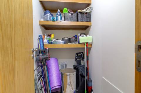 Apartamento de Elegância Contemporânea Melhorado com Distinção