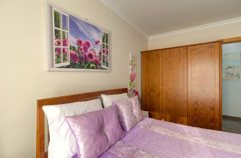 Apartamento de Elegância Contemporânea Melhorado com Distinção