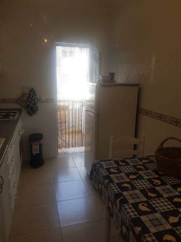 Apartamento T2 Mobilado com Elevador e Varandas - Arrendamento Sazonal (Outubro a Junho)