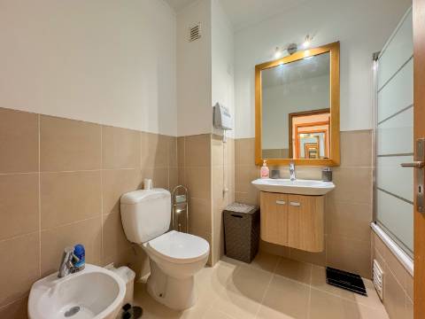 Apartamento top floor em empreendimento com Piscina