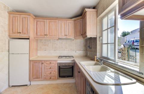 Moradia V4 com terreno + 1 estúdio com vista do rio em Álamo