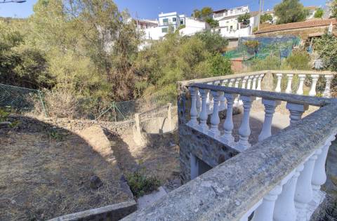 Moradia V4 com terreno + 1 estúdio com vista do rio em Álamo