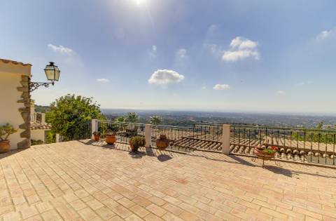 Moradia T4 com vistas panorâmicas