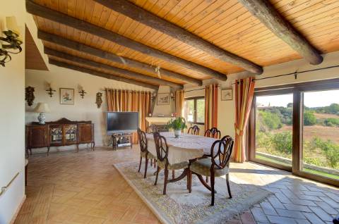 Moradia T4 com vistas panorâmicas