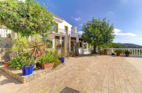 Moradia T4 com vistas panorâmicas