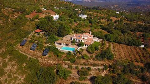 Moradia T4 com vistas panorâmicas