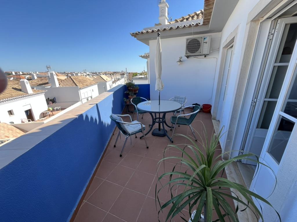Apartamento Azul disponível para arrendamento temporário em Tavira