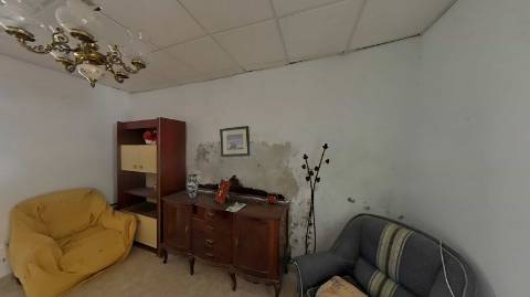 casa terrea para recuperar com logradouro