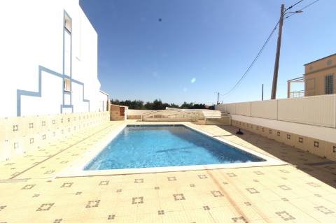 Excelente Moradia em Condomínio Fechado com Piscina - Vila Nova de Cacela