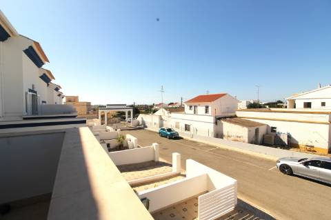 Excelente Moradia em Condomínio Fechado com Piscina - Vila Nova de Cacela
