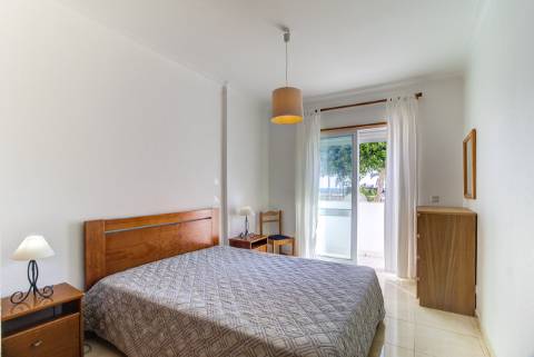 Apartamento T1 Exclusivo com Vista Deslumbrante para a Praia de Monte Gordo - ARRENDAMENTO ANUAL