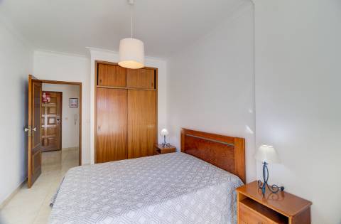 Apartamento T1 Exclusivo com Vista Deslumbrante para a Praia de Monte Gordo - ARRENDAMENTO ANUAL