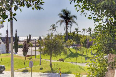 Apartamento T1 Exclusivo com Vista Deslumbrante para a Praia de Monte Gordo - ARRENDAMENTO ANUAL