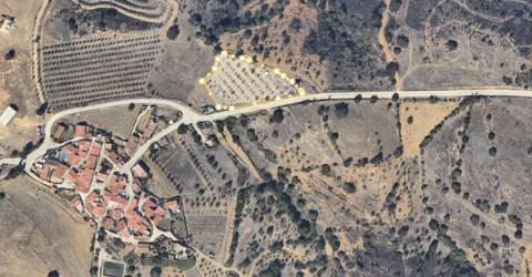 Terreno para construção com 159.70m2, em Corte Velha, freguesia de Odeleite, concelho de Castro Marim.