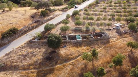 Terreno para construção com 159.70m2, em Corte Velha, freguesia de Odeleite, concelho de Castro Marim.