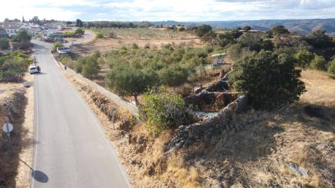 Terreno para construção com 159.70m2, em Corte Velha, freguesia de Odeleite, concelho de Castro Marim.