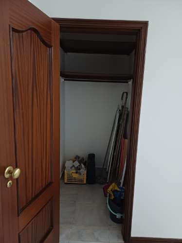 Apartamento T2 mobilado para arrendamento anual no centro Vila Real de Santo António