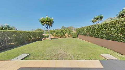 Moradia T3 semi-geminada em condomínio fechado Ocean View