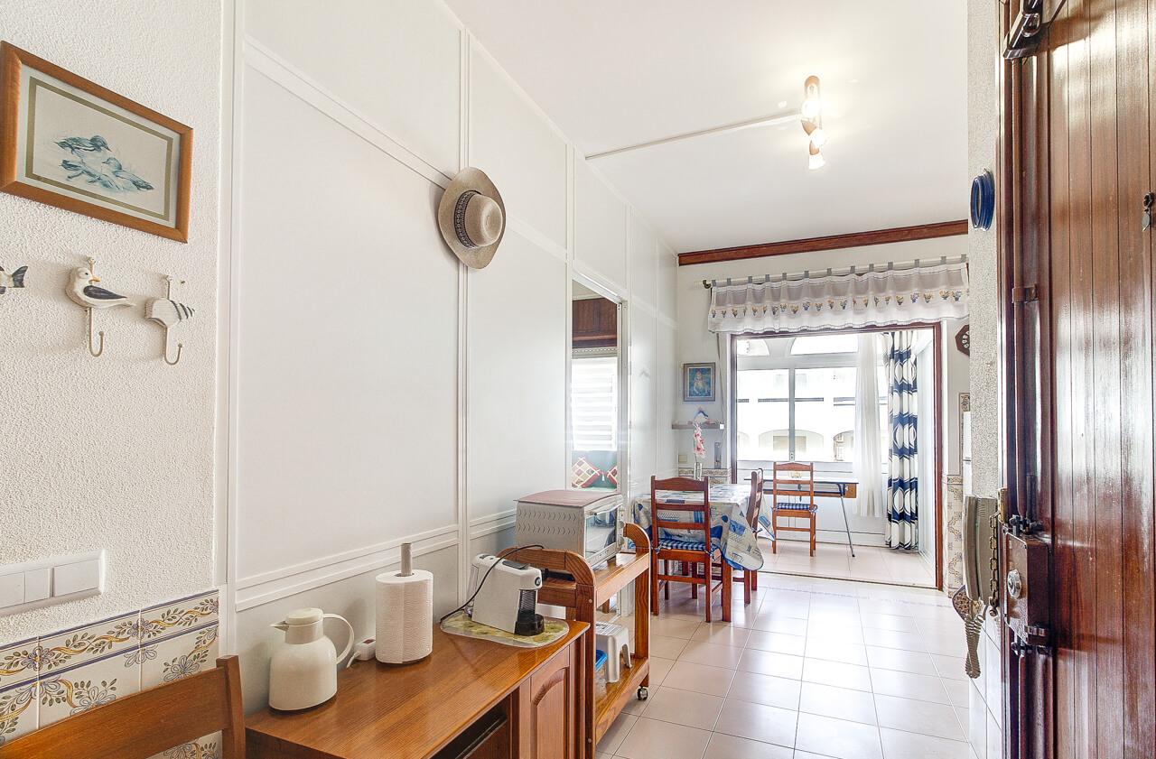 Apartamento T0 em 1.ª linha de praia - a 100 metros do areal de Monte Gordo, Algarve