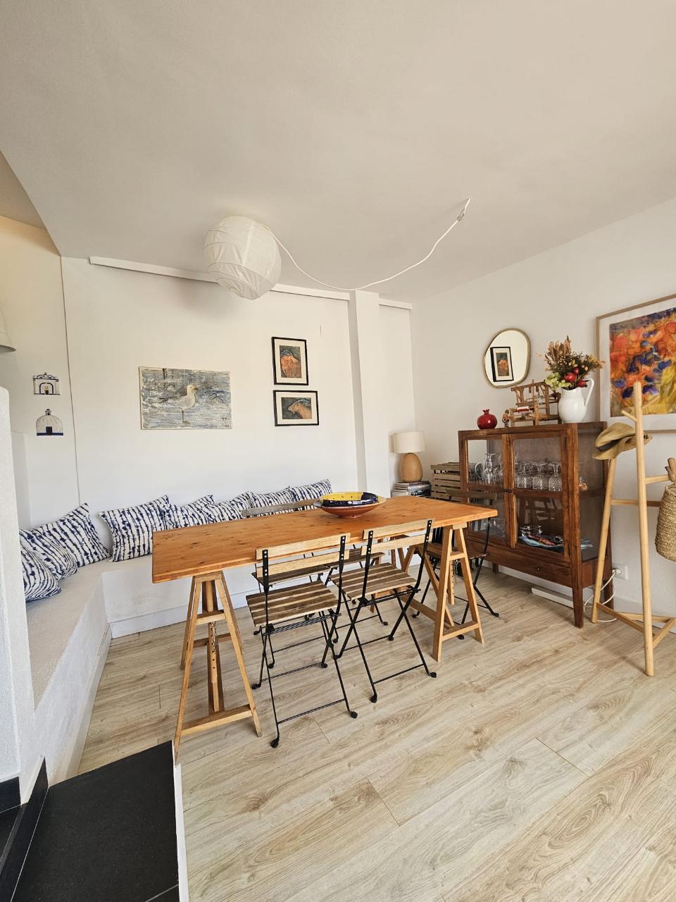 Moradia V3 com piscina para arrendamento anual