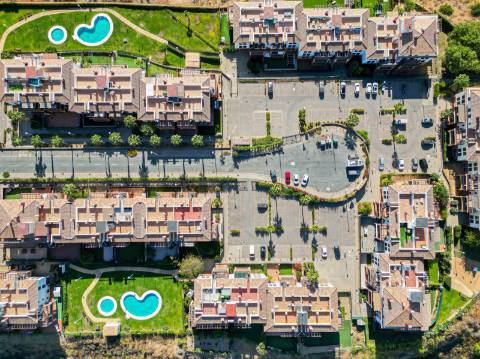 Apartamento T3 Remodelado com Pátio Privativo -La Colina, Costa Esuri - Ayamonte