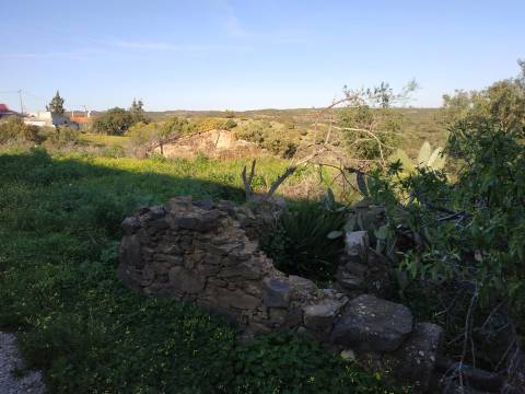 MORADIAS - TRÊS PREDIOS URBANOS PARA HABITAÇÃO - COM PROJECTO APROVADO - PARA RECONSTRUIR - ALCARIAS GRANDES - CASTRO MARIM - ALGARVE