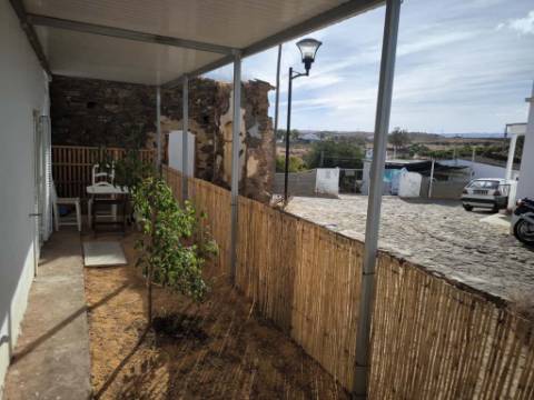 MORADIA PARA ARRENDAMENTO ANUAL - AZINHAL - CASTRO MARIM - ALGARVE