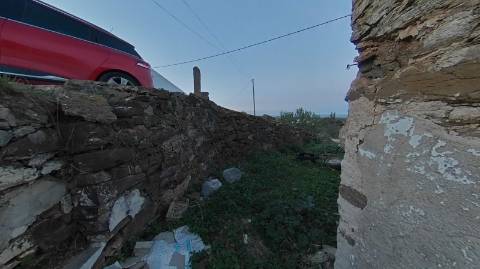 MORADIAS - TRÊS PREDIOS URBANOS PARA HABITAÇÃO - COM PROJECTO APROVADO - PARA RECONSTRUIR - ALCARIAS GRANDES - CASTRO MARIM - ALGARVE