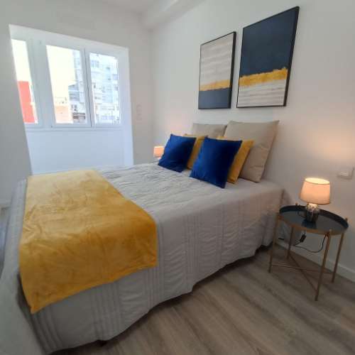 Apartamento T3 totalmente remodelado com Cozinha equipada a 8 minutos a pé do Hospital da Luz em Benfica
