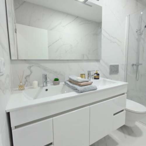 Apartamento T3 totalmente remodelado com Cozinha equipada a 8 minutos a pé do Hospital da Luz em Benfica