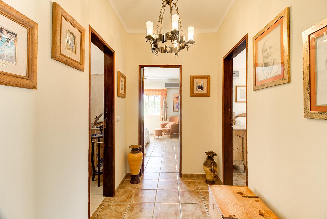 Moradia T3 de Luxo com Piscina e vista mar