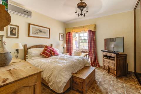 Moradia T3 de Luxo com Piscina e vista mar